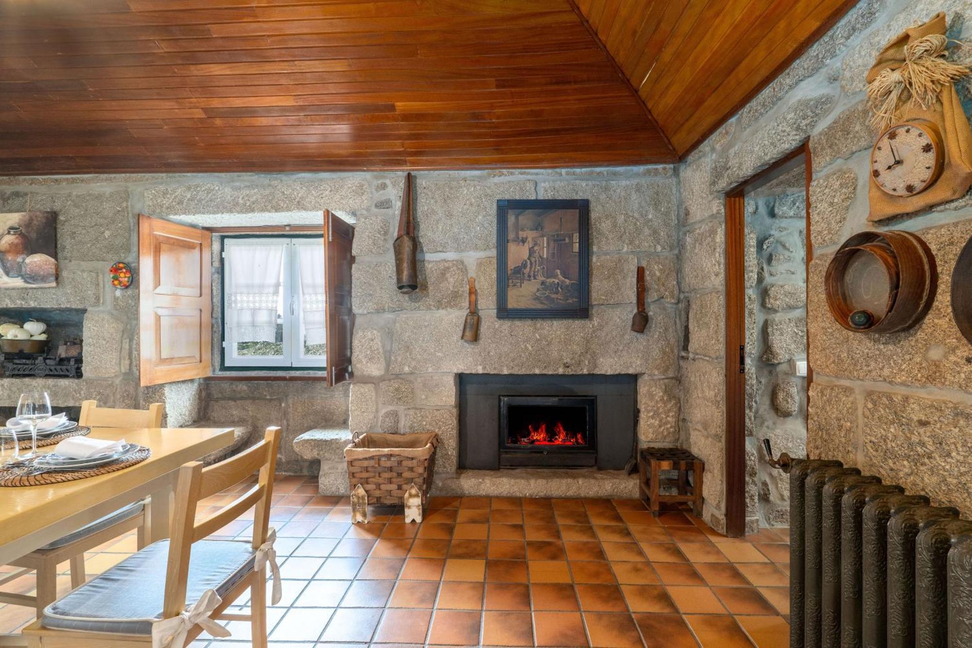 Quinta Do Carvalhal Alojamento, Penafiel Irivo Esterno foto